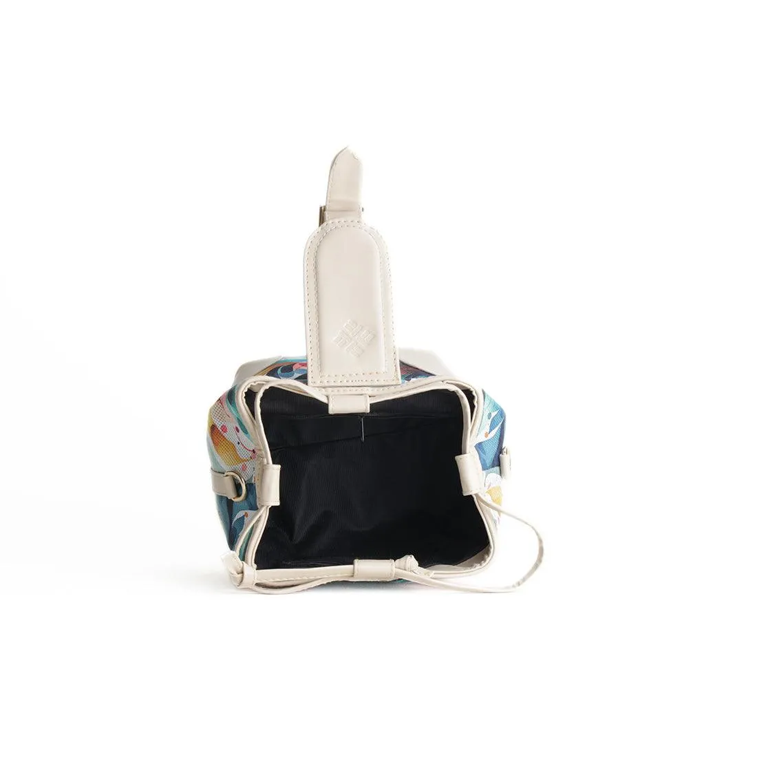 Black Bucket Bags Triangles