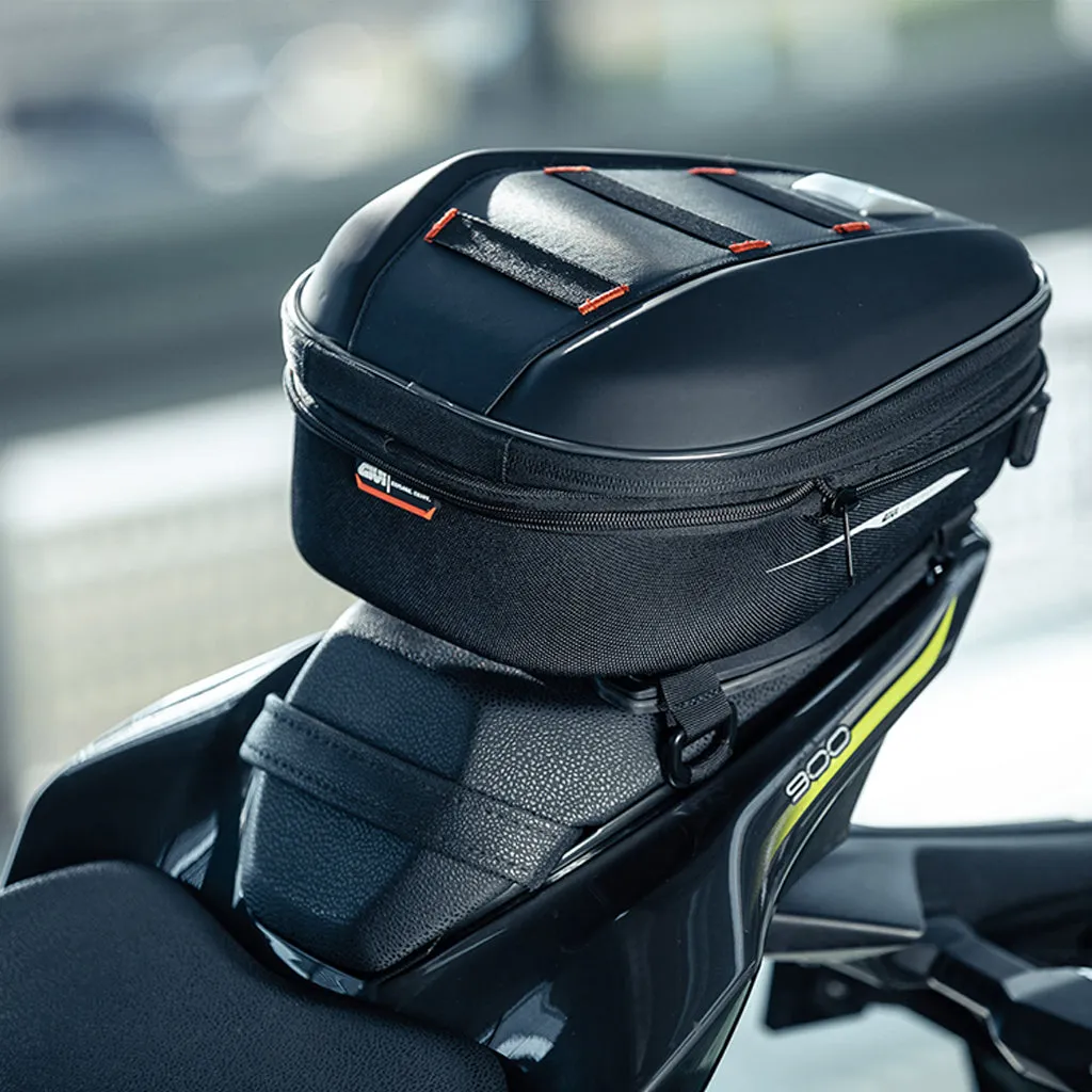 GIVI ST610B SPORT-T TANKLOCK TANK BAG