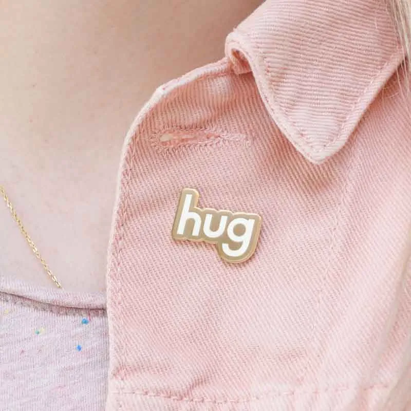 Hug Pin