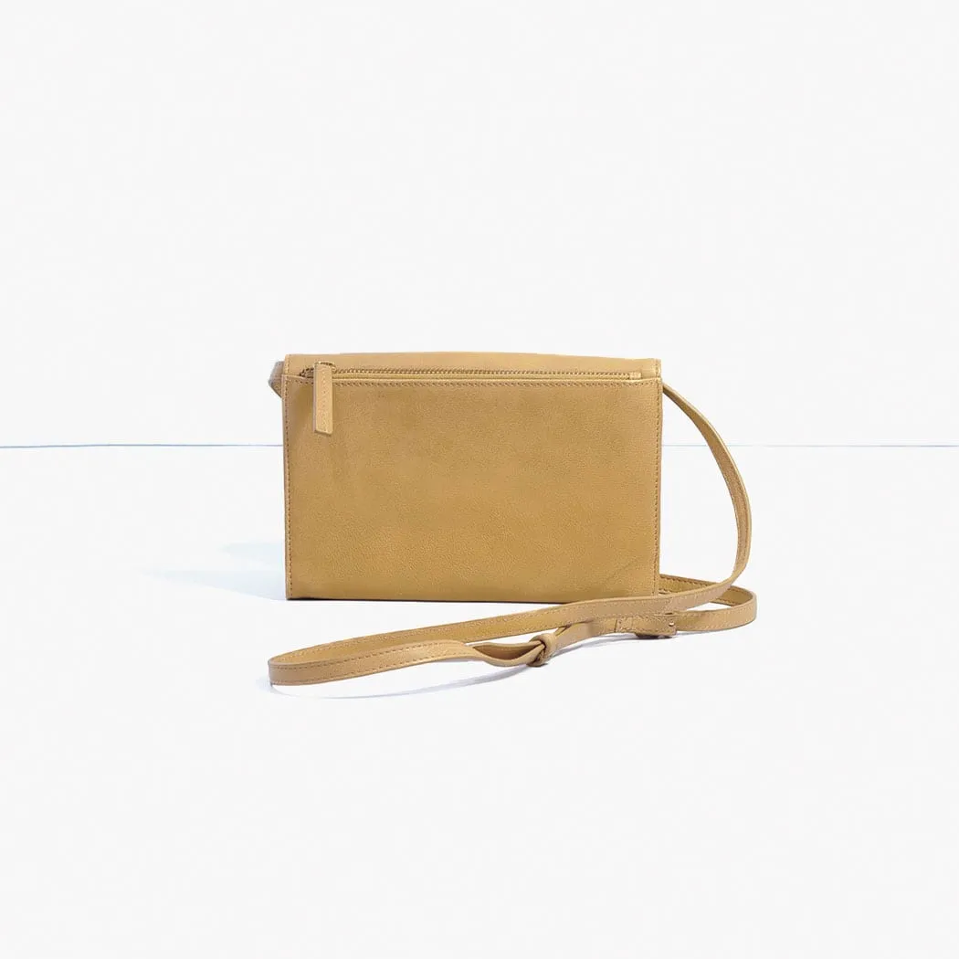 Stud Wallet Sling