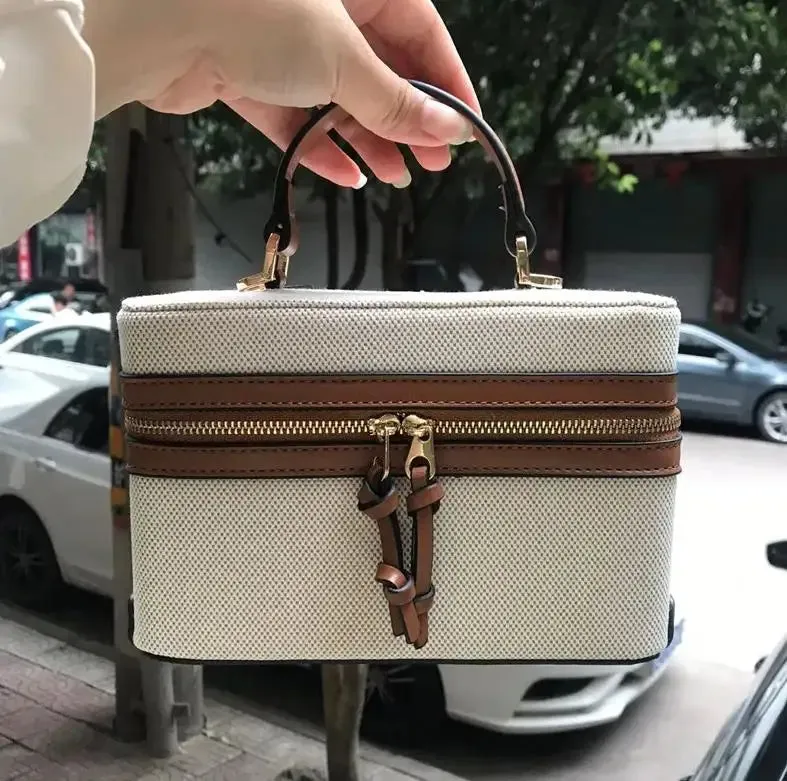 UAKISS  -  Women's Handbag Luxury Designer Retro Armpit Shoulder Bag Chain Messenger Flap Girl Fashion Crossbody Rhombus Small Square Bags